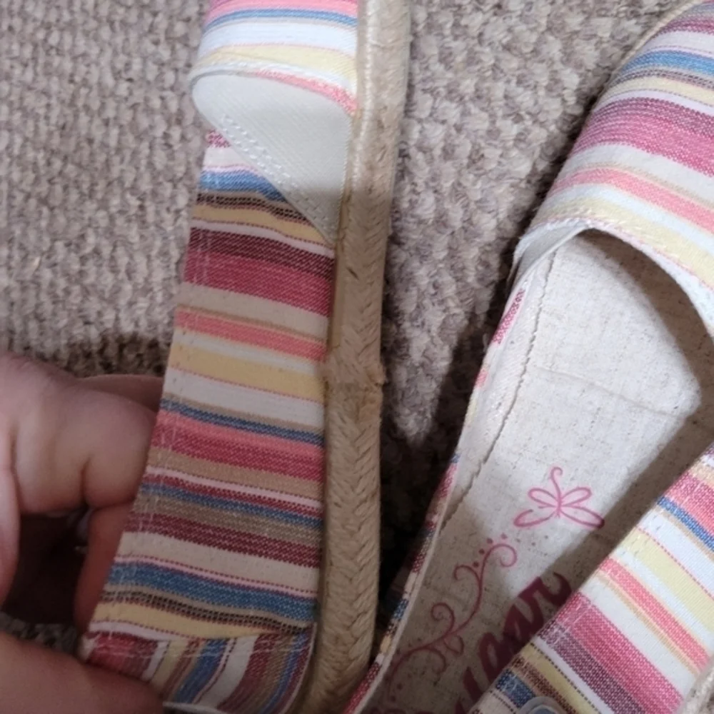 Sugar‎ NWOT Size 8.5 striped Espadrilles slip on shoes